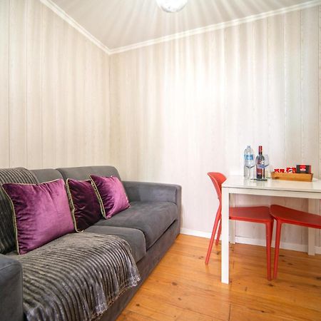 Apartment In Bairro Alto 1 - Lisbon Charm Bagian luar foto
